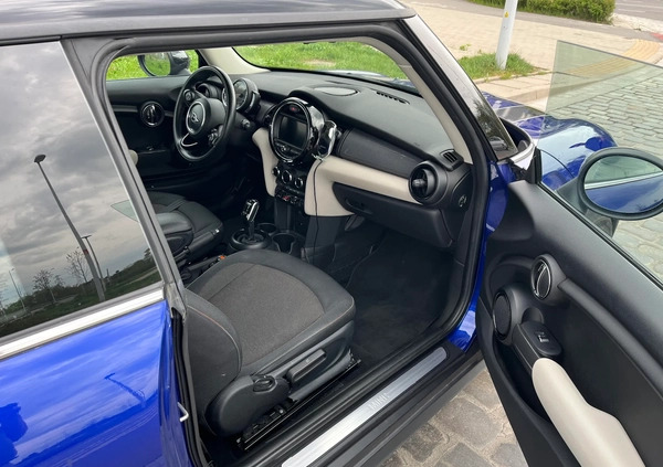 MINI Cooper cena 68000 przebieg: 80000, rok produkcji 2018 z Radomsko małe 22